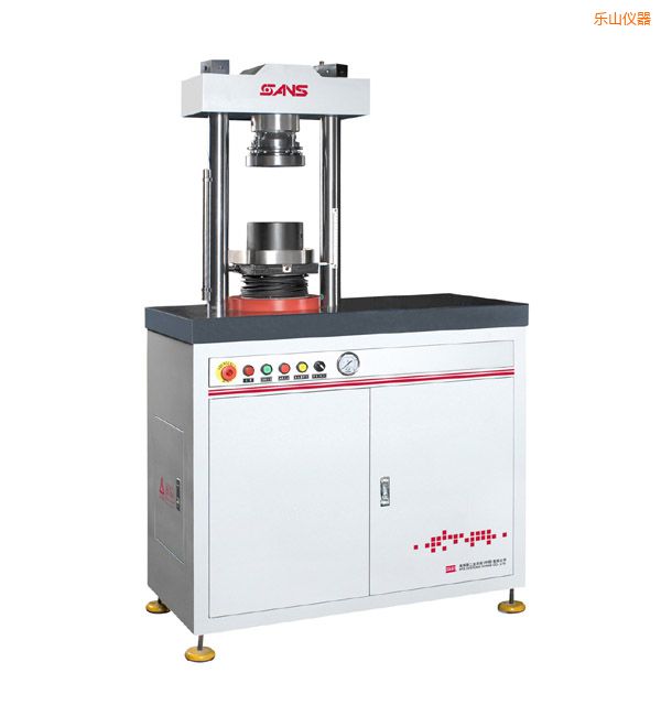 ��(l��)ɽ�Һʽ����ԇ�(y��n)�C(j��)(300kN)