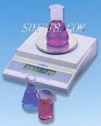 �I(y��ng)�ھ�����ƽ,3100g,0.1g